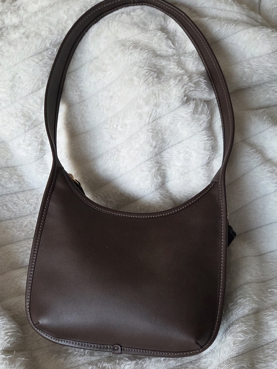 Coach Handbags - Coach Curve Zip